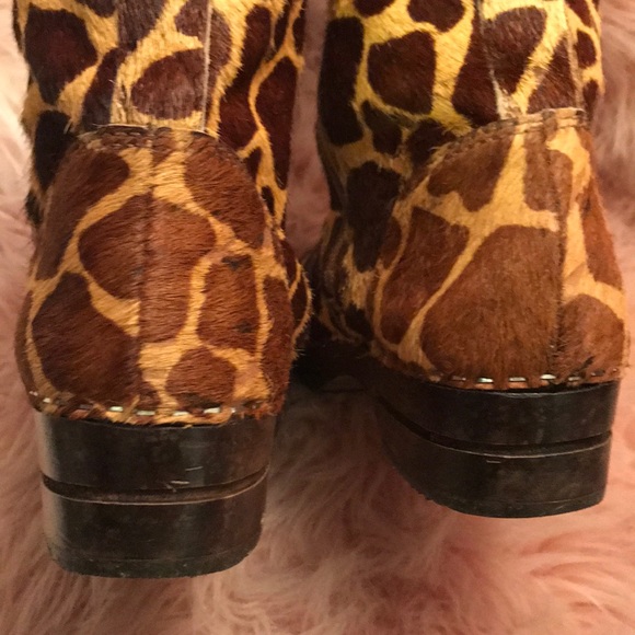 Hanna Andersson EU 33/ US 1.5 ponyhair clog boot - Picture 3 of 8